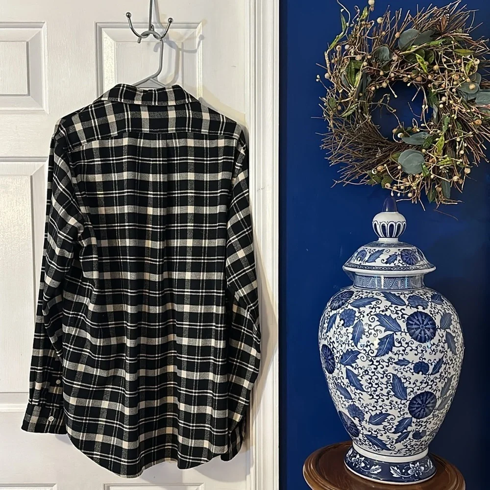 Ralph Lauren Classic Fit Performance Black & White Long Sleeve Flare Shirt Sz L